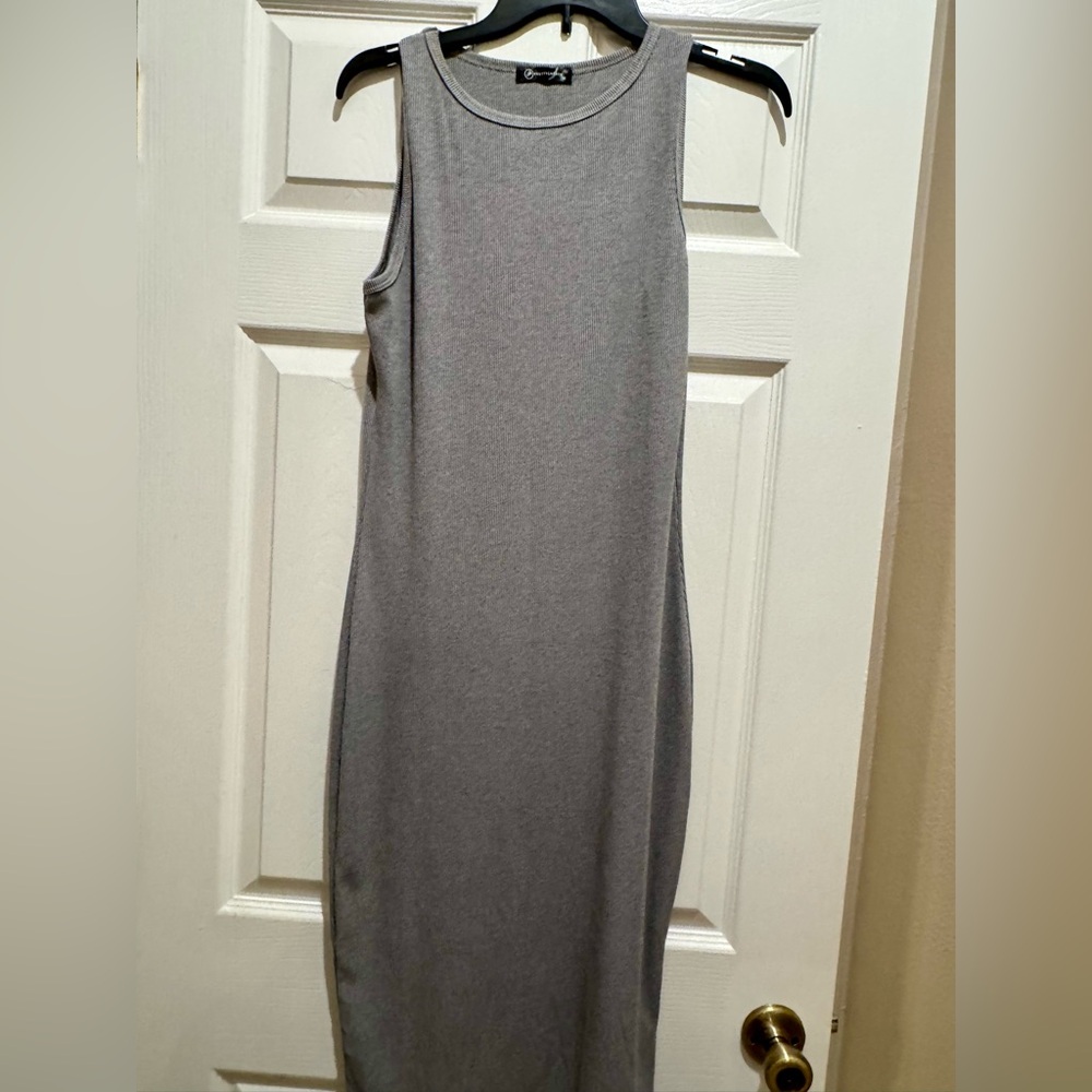 Sleeveless Gray Dress